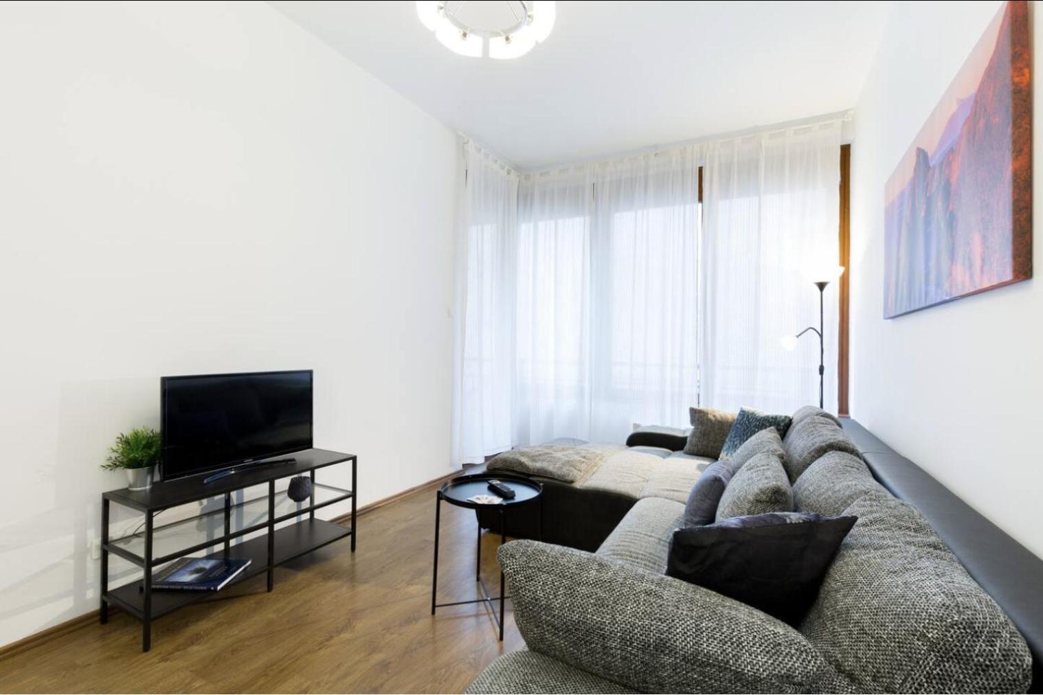 Kazinczy 3 Jewish Hq Bedroom + Living With Balcony Budapešť