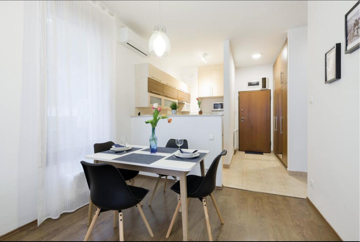 Kazinczy 3 Jewish Hq Bedroom + Living With Balcony Апартаменти *