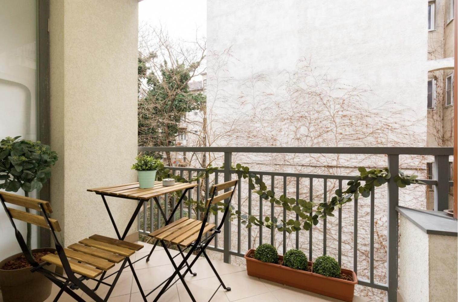 Kazinczy 3 Jewish Hq Bedroom + Living With Balcony Апартаменти Будапешт